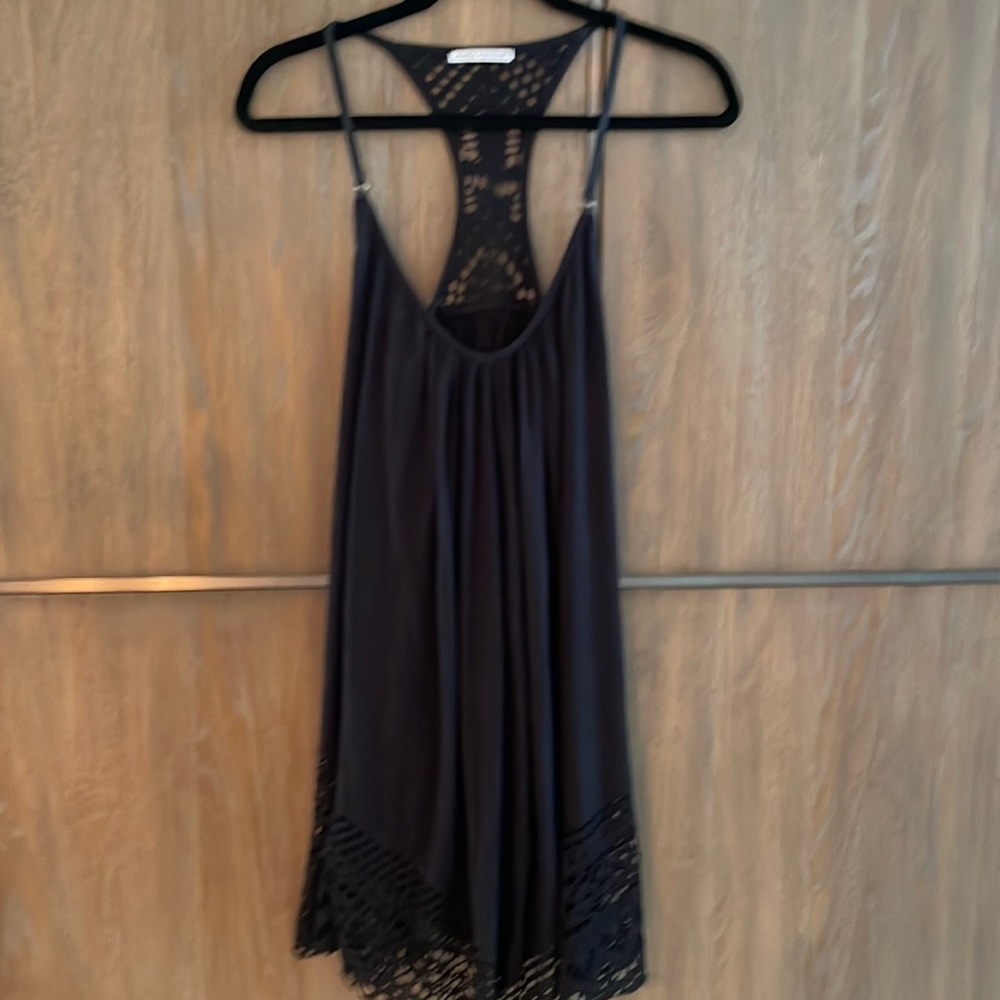 Robin Piccone black swimsuit coverup